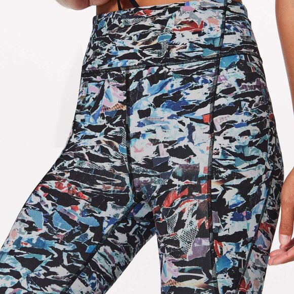 Lululemon Break Free Tight 25" Culture Clash Starlight Black, size 8 - Picture 11 of 13